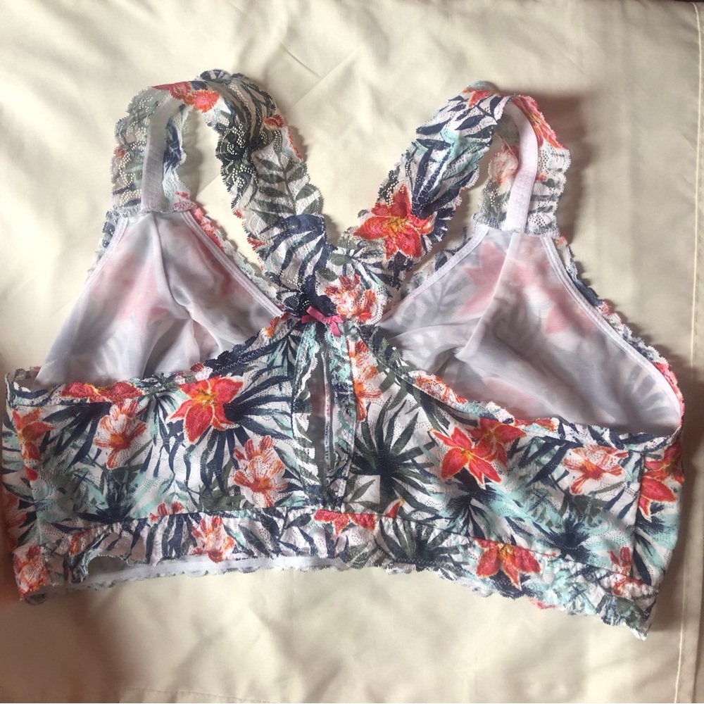 ❤️Cacique Lace Floral Bralette Bra Size 22/24 - Picture 3 of 7